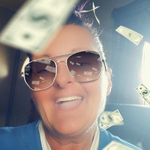 Meet your Posher, Tonya